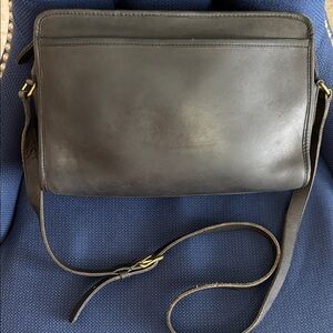 Coach RARE Vintage 90s Classic Black Leather Shoulder Bag